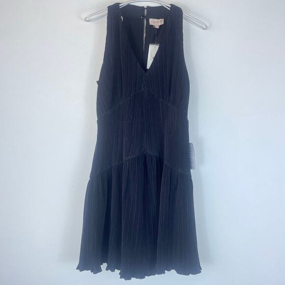 NWT Ciebon Black Halter Mini Dress Pleats Ruffled Hem SIZE Medium - Picture 4 of 8